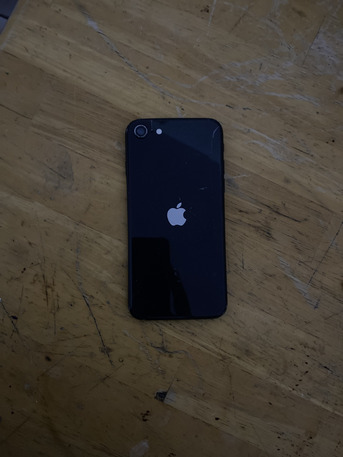 Jeddah, Computers, SAR 200,  Laptop - Iphone - Projector For Sale