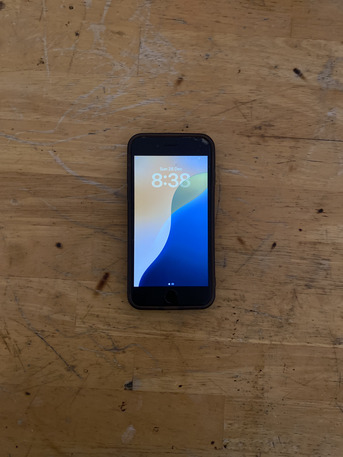 Jeddah, Computers, SAR 200,  Laptop - Iphone - Projector For Sale