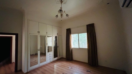 Mahooz, Villas, BHD 750,  SPACIOUS SEMI FURNISHED DOUBLE STORY  VILLA FOR RENT IN MAHOOZ: SUBEER;38185065