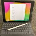 BHD 39,  IPad 6 32gb With Keyboard And Apple Pen