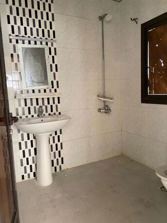 Busaiteen, Apartments/Houses, BHD 200/month,  2 BR,  Flat For Rent In Busaiteen (Near King Hamad Hospital)