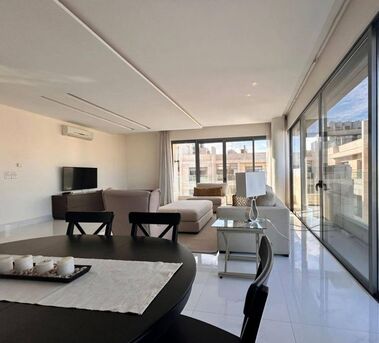 Amman, Apartments/Houses, JOD 19000/year,  Furnished,  2 BR,  170 Sq. Meter,  Furnished Apartment For Rent In Jabal Amman