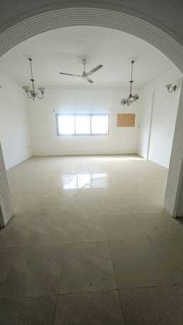 Jidhafs, Apartments/Houses, BHD 180/month,  2 BR,  2 Bedroom Unfurnished Flat For Rent Without Ewa