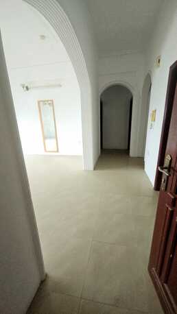 Jidhafs, Apartments/Houses, BHD 180/month,  2 BR,  2 Bedroom Unfurnished Flat For Rent Without Ewa