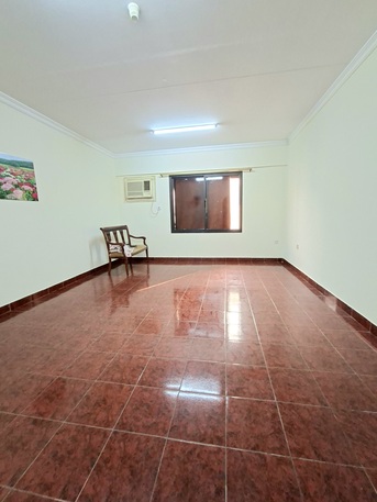 Gudaibiya, Apartments/Houses, BHD 200/month,  2 BR,  Semi Furnished 2BHK Without Ewa In Gudaibiya,Parking,Neat & Clean,all Exclusive @ 35547951