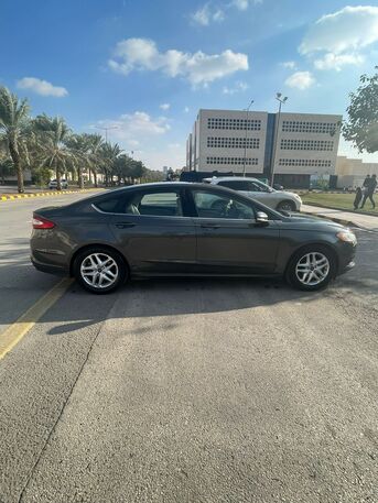 Riyadh, Vehicles, Cars & Trucks , SAR 27000,  Ford Fusion SE,  2015,  Automatic,  330000 KM,