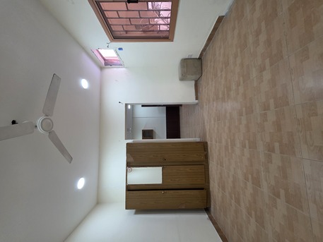 Manama, Apartments/Houses, BHD 180/month,  1 BR,  - Neet & Clean Semi Furnished 1 BHK Flat With Ewa @180/BD In MANAM