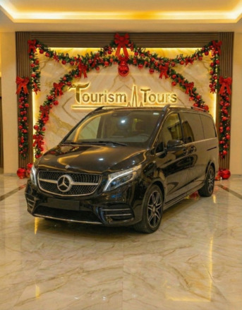 Cairo, Automotive, رحلتك العائلية برقيّ مرسيدس.. إيجار فيانو VIP 7 