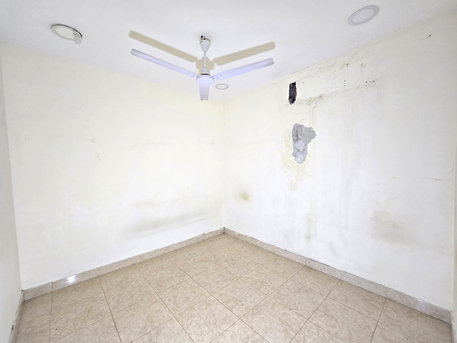 Salmaniya, Apartments/Houses, BHD 180/month,  4 BR,  160 Sq. Meter,  4BHK Apartment 3 Bathroom