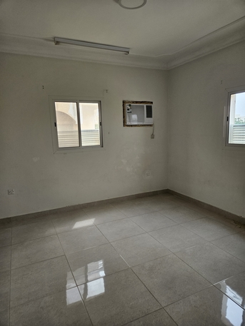 Yanbu, Apartments, Flats, Houses & Villas, SAR 30000/year,  3 BR,  Flat For Rent. First Floor, 3 Bed Rooms. 5 A/C Installed. Yanbu Indstrial City. Jabryah-6