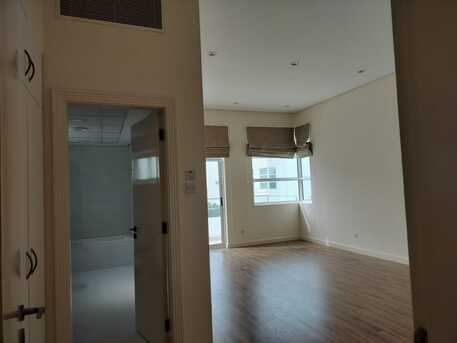 Zinj, Villas, BHD 850,  Semi Furnished Compound Garden Exclusive 4 Bhk Villa In Sahlah Near Kano Garden