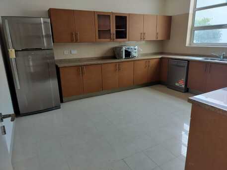 Zinj, Villas, BHD 850,  Semi Furnished Compound Garden Exclusive 4 Bhk Villa In Sahlah Near Kano Garden