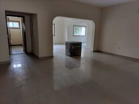 Janabiya, Villas, BHD 650,  Semi Furnished Compound Garden 3 Bhk Villa Exclusive In Janibiya On The Road