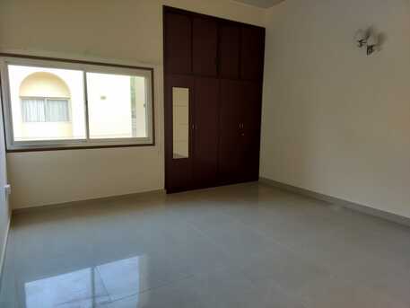 Janabiya, Villas, BHD 650,  Semi Furnished Compound Garden 3 Bhk Villa Exclusive In Janibiya On The Road