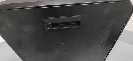 Jeddah, Computers, SAR 899,  HP Z4 G4 Workstation - Intel Xeon Quad-core (4 Core)