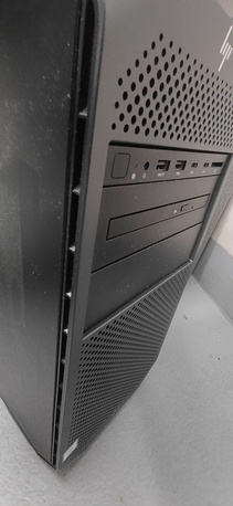 Jeddah, Computers, SAR 899,  HP Z4 G4 Workstation - Intel Xeon Quad-core (4 Core)