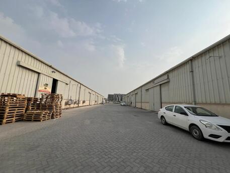 Sanad, Warehouses, BHD 845,  325 Sq. Meter,  Warehouse For Rent In Sanad Ideal For Storage