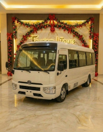 Cairo, Automotive, سياحة الـ VIP بمفهوم جديد.. إيجار تويوتا كوستر 21 &