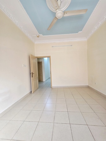 Hoora, Apartments/Houses, BHD 230/month,  2 BR,  - Very Neet & Clean Semi Furnished 2 BHK Flat With Unlimited Ewa @230/BD In Hoora