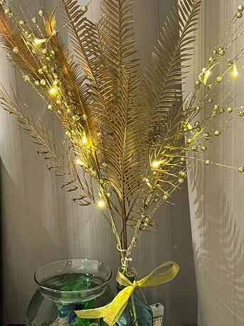 Manama, Household Items, BHD 5,  Elegant Golden Leaf Light D&eacute;cor For Sale