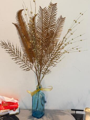 Manama, Household Items, BHD 5,  Elegant Golden Leaf Light D&eacute;cor For Sale