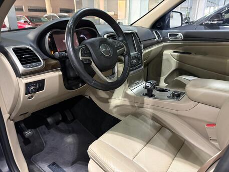 Amwaj Islands, Vehicles, Cars & Trucks , BHD 3995,  Jeep Cherokee Limited,  2015,  Automatic,  140000 KM,  Jeep Grand Cherokee Limited  1 Owner Full Option