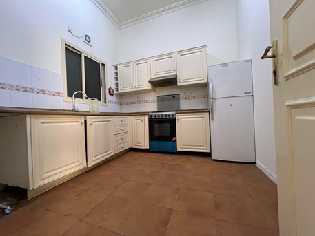 Mahooz, Apartments/Houses, BHD 260/year,  1 BR,  EXCELLENT SPACIOUS 1BHK FULLYFURNISHED WITH GYM AND POOL CONTACT :- +973 66942050