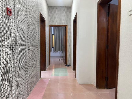 Mahooz, Apartments/Houses, BHD 290/year,  2 BR,  EXCELLENT 2 BHK FULLYFURNISHED NEAR BUASHIRA GARDEN CONTACT 66942050