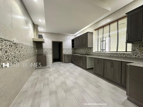 Kuwait City, Apartments/Houses, KWD 850/month,  5 BR,  Five Bedroom Floor For Rent In Al Funaitees