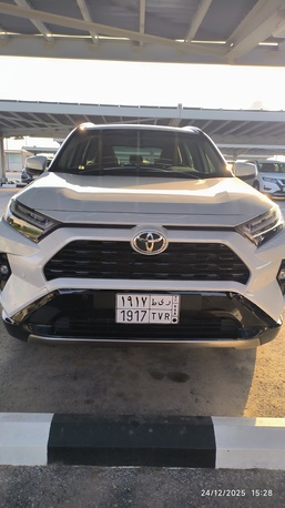 Khafji, Vehicle Lease Transfer, SAR 122000,  2025 Toyota RAV4 XLE 4X4 Hybrid