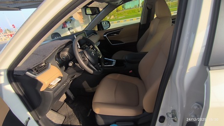 Khafji, Vehicle Lease Transfer, SAR 122000,  2025 Toyota RAV4 XLE 4X4 Hybrid