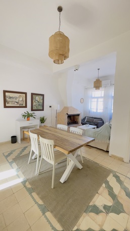 Amman, Apartments/Houses, JOD 550/month,  2 BR,  85 Sq. Meter,  Two-bedroom / One-bathroom Apartment In Jabal Amman &ndash; Rainbow Street Location.