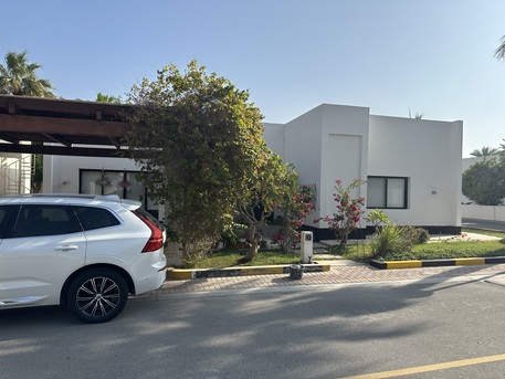 Manama, Villas, BHD 550,  Furnished,  450 Sq. Meter,  Luxurious Compound Villa With All Facilities