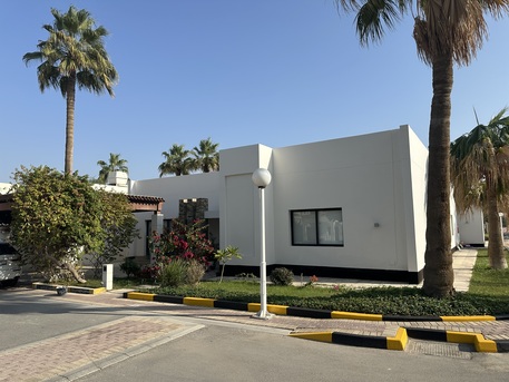 Manama, Villas, BHD 550,  Furnished,  450 Sq. Meter,  Luxurious Compound Villa With All Facilities