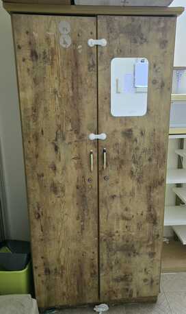 Manama, Household Items, BHD 5,  Household Items - Cupboard And Table (Bedside)