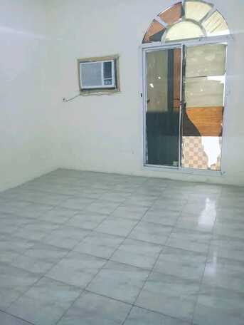 Gudaibiya, Apartments, Flats, Houses & Villas, BHD 240/month,  2 BR,  Flat For Rent In Gudaibiya With EWA