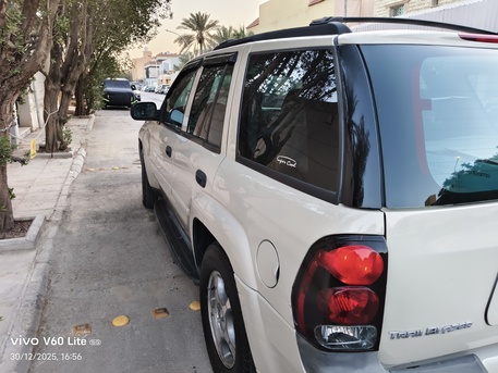 Al Malaz, Vehicles, Cars & Trucks , SAR 14500,  Trail Blazer 2009/2010,  2009,  Automatic,  287114 KM,  Well Maintained Trail Blazer For Sale