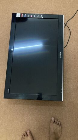 Riyadh, Household Items, SAR 300,  Sony Tv And Kitchen Small Cabinet