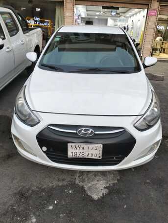 Jeddah, Pick Up & Drop Off, Cars Available With Captain