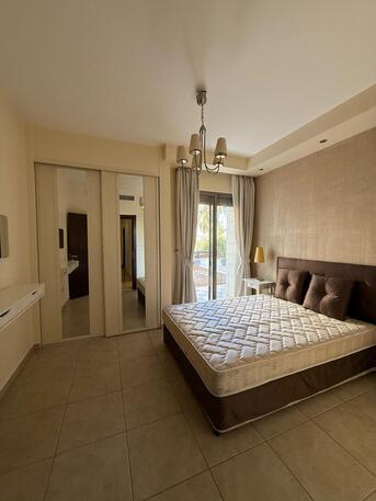 Abdoun, Apartments/Houses, JOD 18000/year,  Furnished,  3 BR,  215 Sq. Meter,  Ground Floor Apartment For Rent In Abdoun