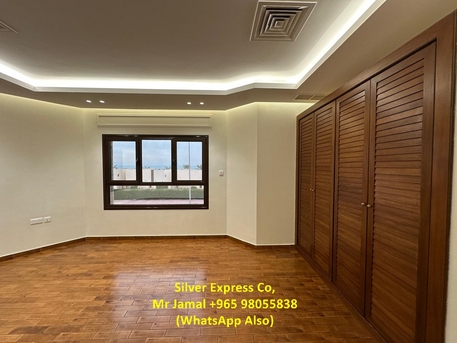 Kuwait City, Apartments/Houses, KWD 550/month,  3 BR,  100 Sq. Meter,  Fully Sea View 3 Bedroom Floor For Rent In Mangaf (Expats).