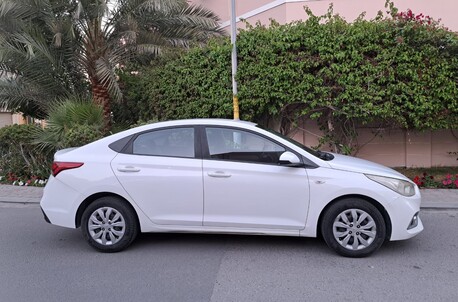 Riffa, Vehicles, Cars & Trucks , BHD 2950,  Hyundai Accent,  2018,  Automatic,  150000 KM,  Good Condition