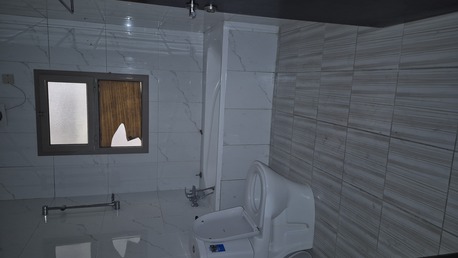 Manama, Apartments, Flats, Houses & Villas, 2 BR,  165 Sq. Meter,  Flat For Rent