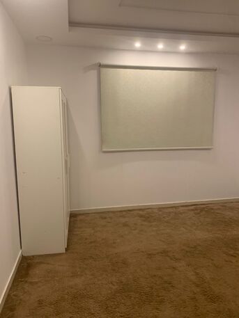 Al Yarmouk, Rooms Available, SAR 1600/month,  Room In A Villa With Separate Entrance --Al Yarmouk