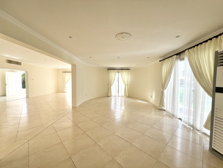 Saar, Villas, BHD 850,  Furnished,  420 Sq. Meter,  5BR Single-Storey Compound Villa With Large Private Garden | Barbar