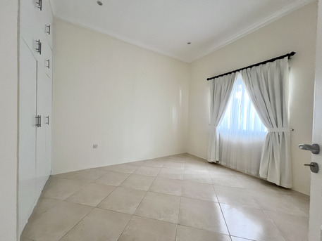 Saar, Villas, BHD 850,  Furnished,  420 Sq. Meter,  5BR Single-Storey Compound Villa With Large Private Garden | Barbar