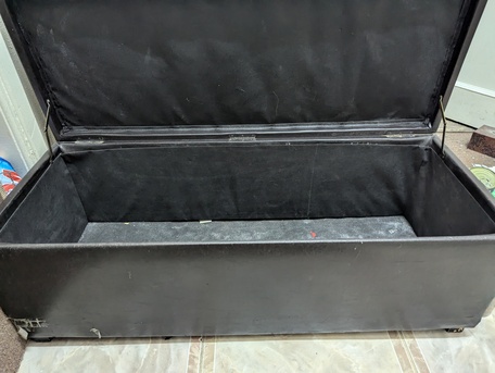 Madinah, Furniture, SAR 75,  Brown Storage Bench