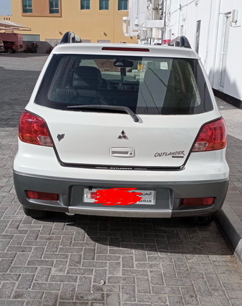 West Riffa, Vehicles, Cars & Trucks , BHD 1100,  Mitsubishi Outlander,  2004,  Automatic,  233334 KM,