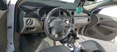 West Riffa, Vehicles, Cars & Trucks , BHD 1100,  Mitsubishi Outlander,  2004,  Automatic,  233334 KM,
