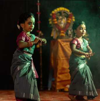 Sanabis, Lessons Offered, Bharathanatyam Teacher -Sanabis - Near Danamall